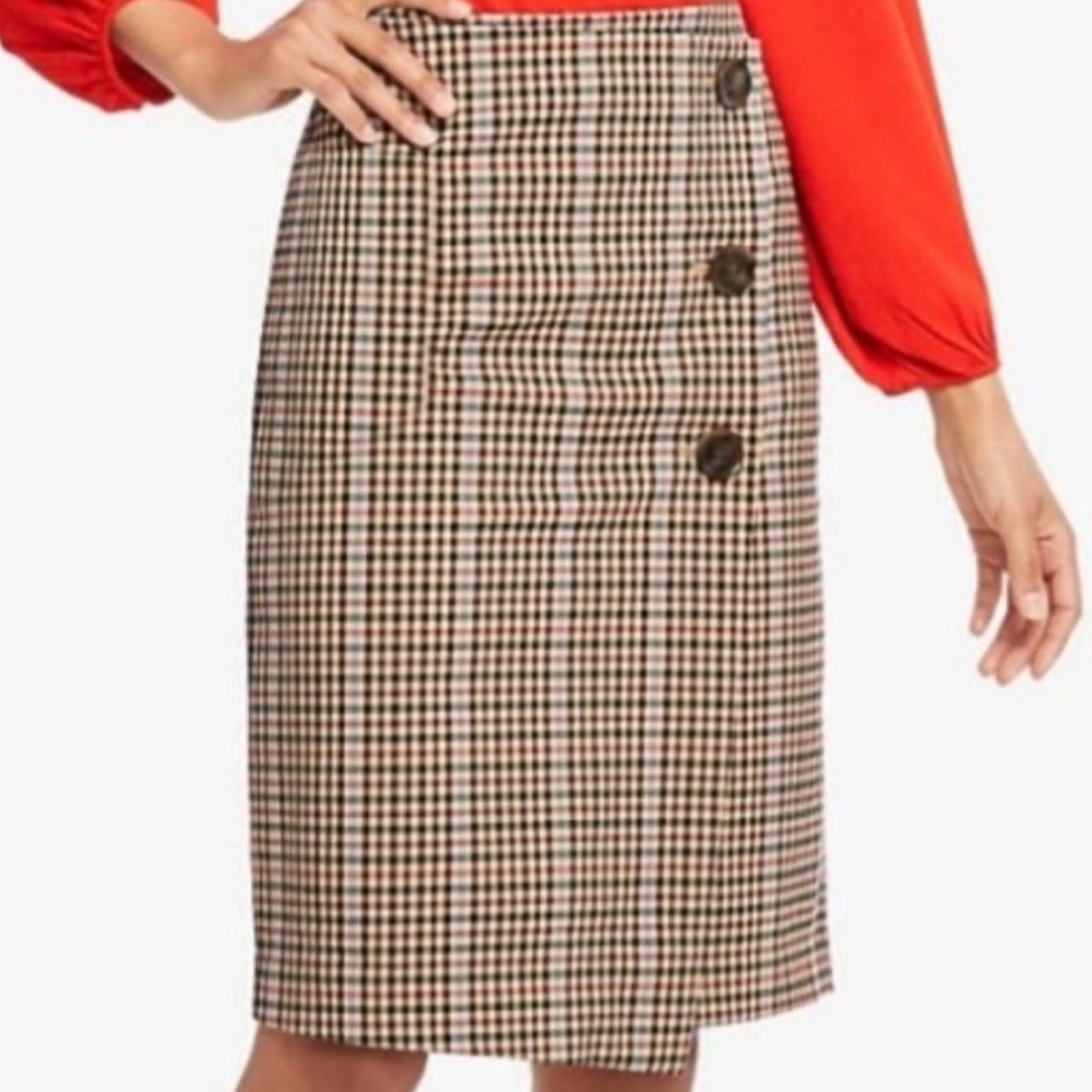 Ann Taylor Classic Plaid Pencil Skirt with Button Accents